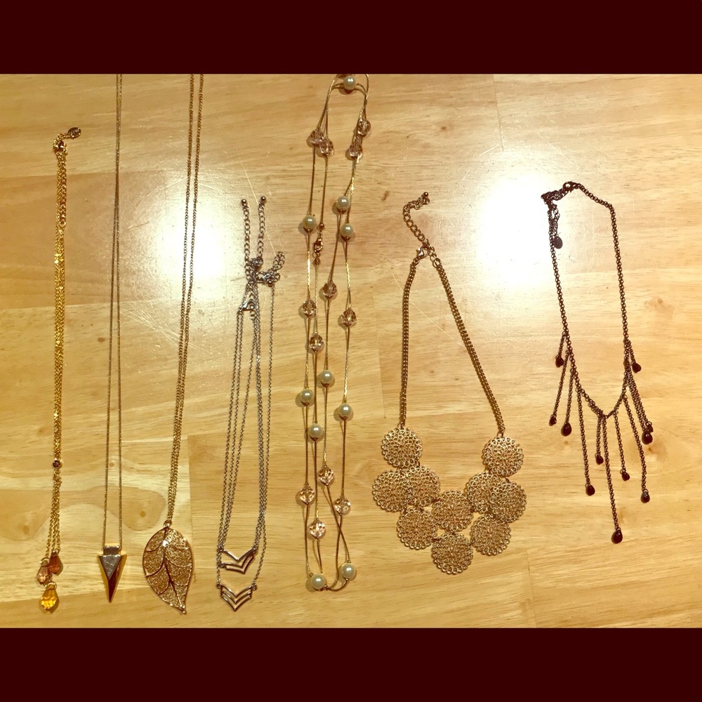 Set of 8 Necklaces
